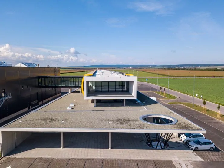 Nová hala společnosti Nevoga, Znojmo (Stavba roku 2022)