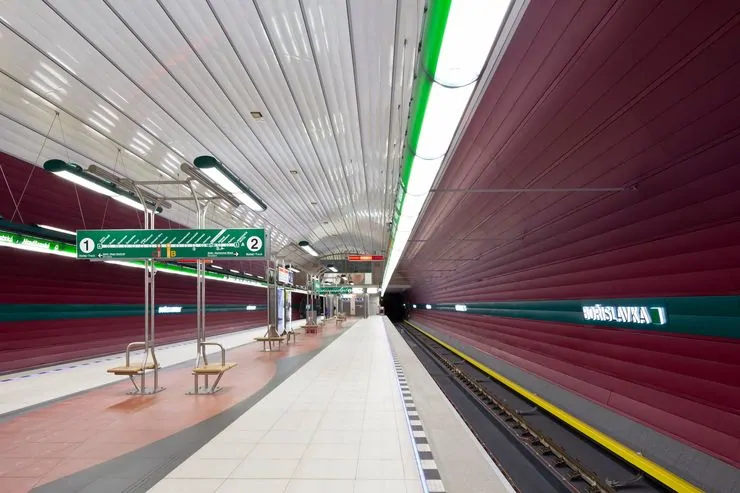Prodloužení trasy metra A (stanice Bořislavka a Motol)
